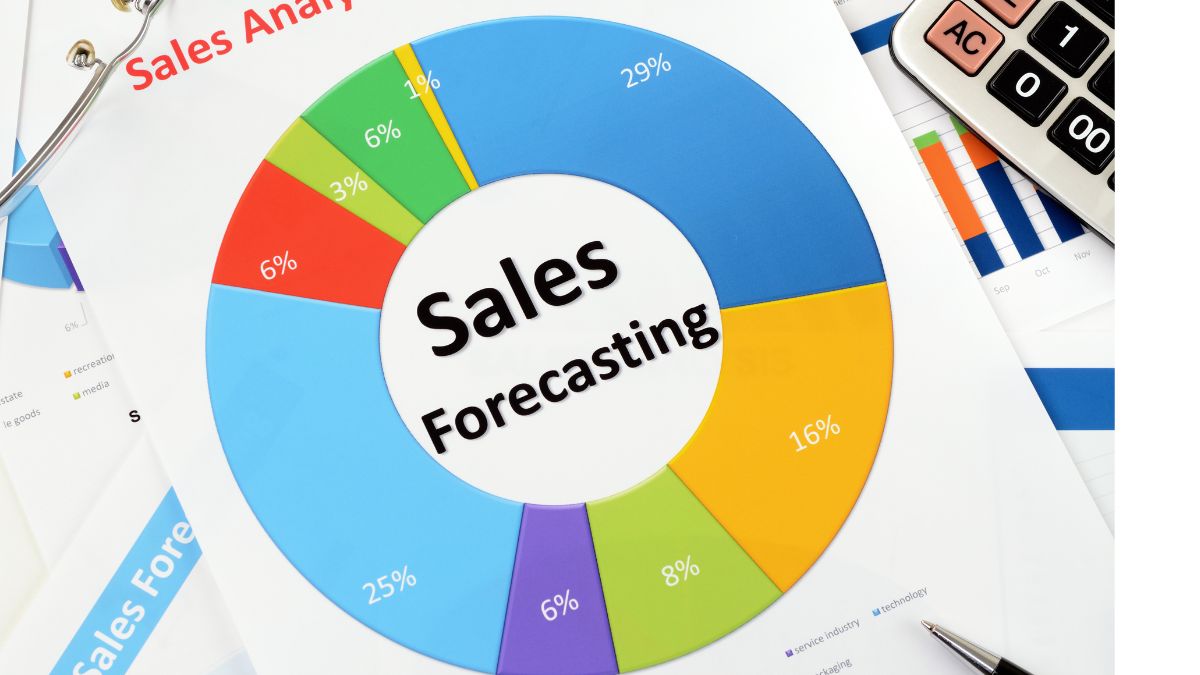 How RevTech Enhances Sales Forecasting and Revenue Predictability